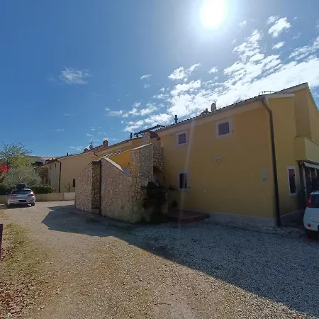 Apartament Apartman Platbanjole - Volme *